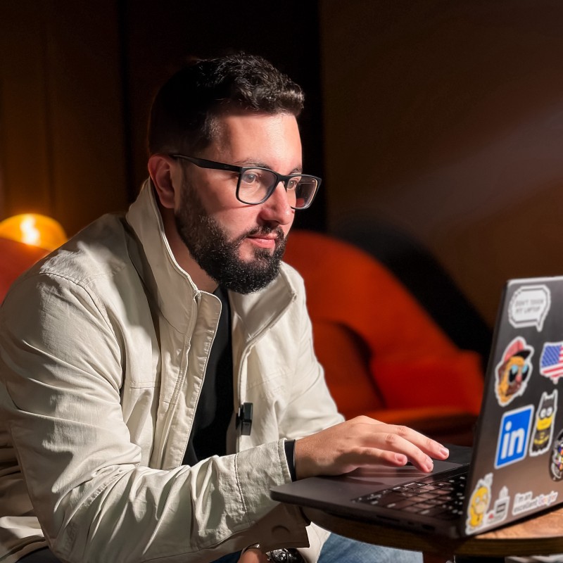 Foto do Venito Gules